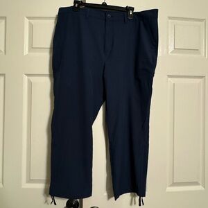 Eddie Bauer Ripstop Crop Pant